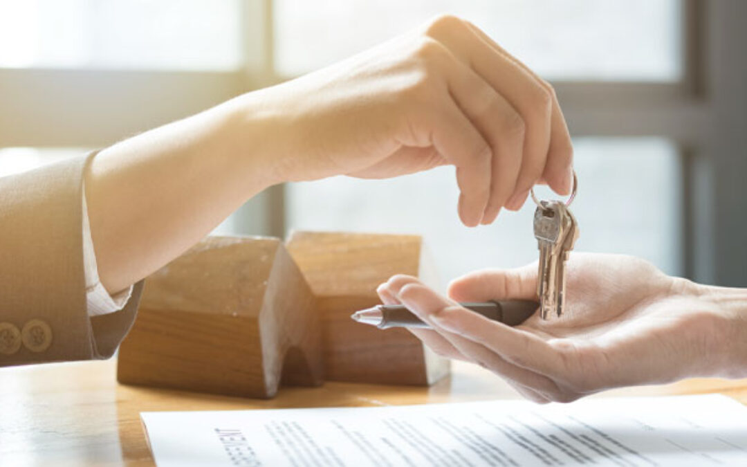 Homeowner Sues Real Estate Brokerage Over ‘Fraudulent’ Practices
