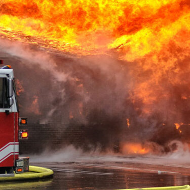 Cheesecake Factory Fire Spreads Through Vents, 100+ Firefighters Respond